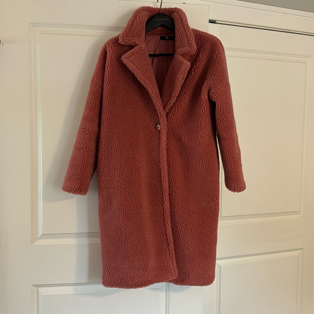 Women’s rose gold/mauve colored teddy bear jacket